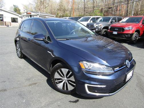 Night Blue Metallic 2016 Volkswagen e-Golf SEL Premium