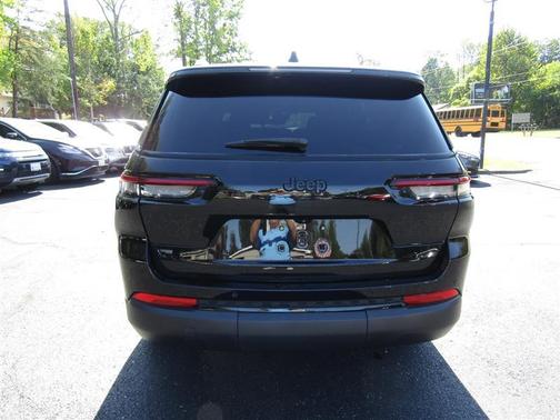 2021 Jeep Grand Cherokee L Laredo