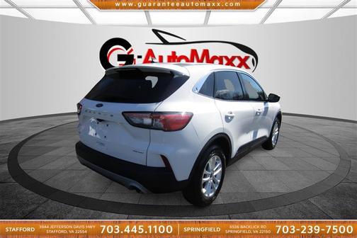 2020 Ford Escape SE