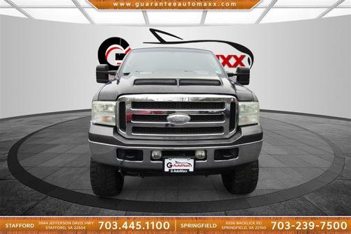 Gray 2005 Ford F-250 Lariat