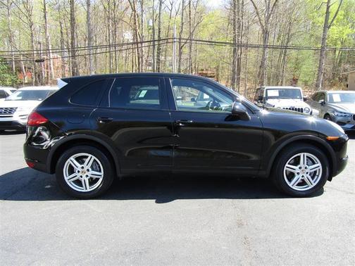 2014 Porsche Cayenne Platinum Edition