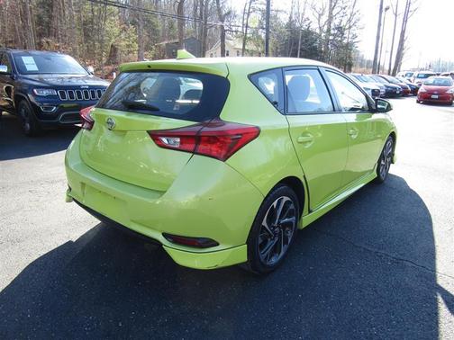 2016 Scion iM Base