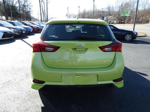 2016 Scion iM Base