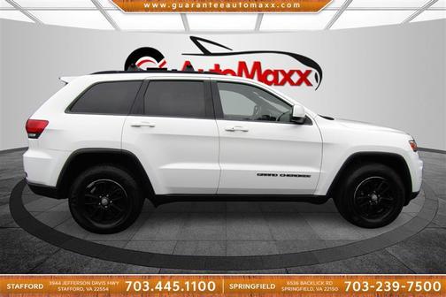 Bright White Clearcoat 2018 Jeep Grand Cherokee Laredo E