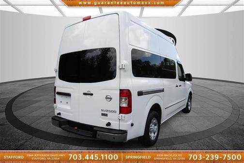 2013 Nissan NV Cargo NV2500 HD SV V6/SV V8