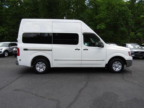 2013 Nissan NV Cargo NV2500 HD SV V6/SV V8