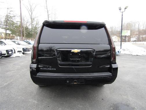 2016 Chevrolet Suburban LT