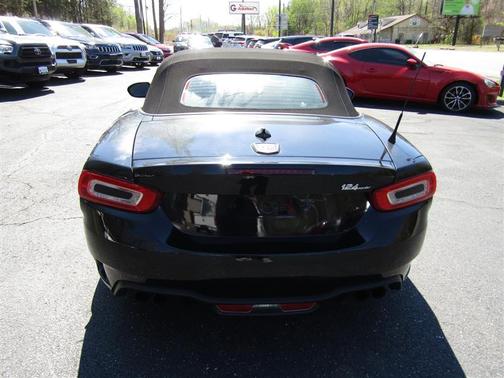Forte Black Metallic 2020 FIAT 124 Spider Abarth