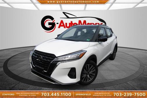 2021 Nissan Kicks SR