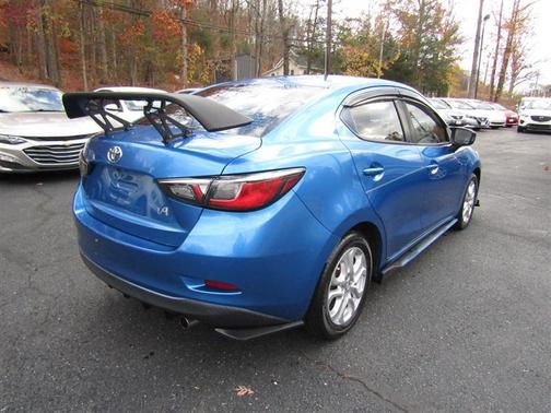 2017 Toyota Yaris iA Base