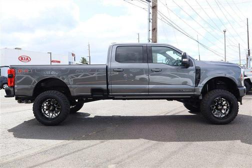 Carbonized Gray 2025 Ford F-350 Platinum