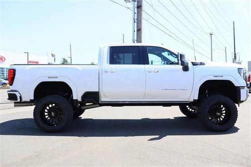 Summit White 2024 GMC Sierra 3500 Denali