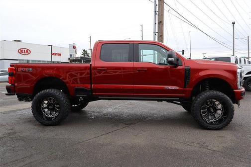 2025 Ford F-350 Platinum