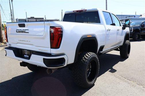 Summit White 2025 GMC Sierra 3500 Denali