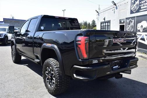 2024 GMC Sierra 2500 AT4
