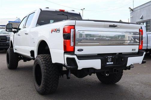 Star White Metallic Tri-Coat 2023 Ford F-350 Platinum
