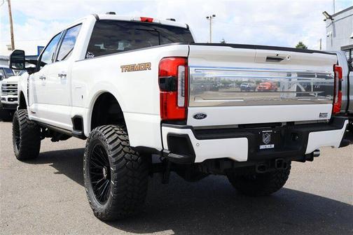 Star White Metallic Tri-Coat 2024 Ford F-350 Platinum