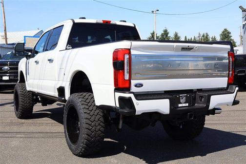 Star White Metallic Tri-Coat 2024 Ford F-250 Platinum