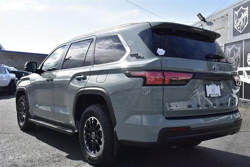 2024 Toyota Sequoia SR5