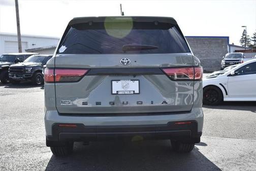 2024 Toyota Sequoia SR5