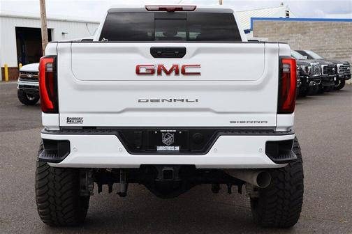 Summit White 2025 GMC Sierra 3500 Denali