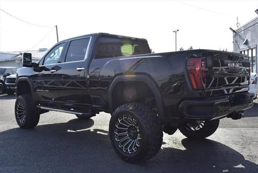 2024 GMC Sierra 2500 Denali