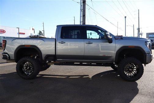 2024 GMC Sierra 3500 AT4