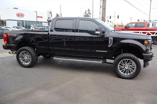 2022 Ford F-350 Lariat