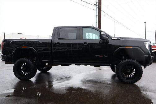 2025 GMC Sierra 3500 AT4