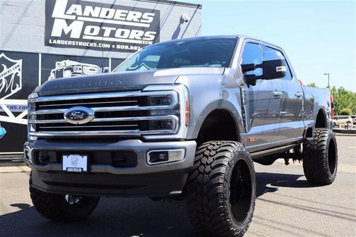 Carbonized Gray 2025 Ford F-350 Platinum