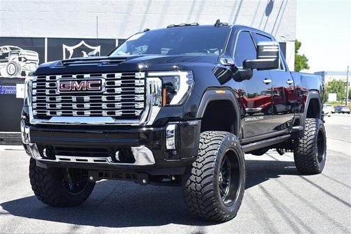 2024 GMC Sierra 3500 Denali