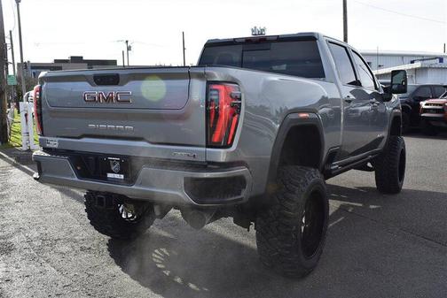 2025 GMC Sierra 3500 AT4