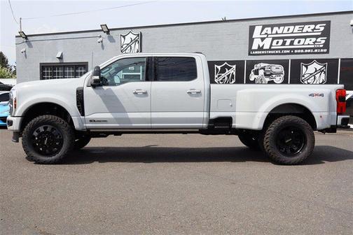 Avalanche 2026 Ford F-450 Platinum