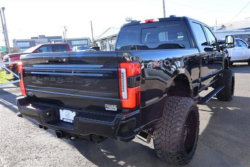 2025 Ford F-350 Platinum