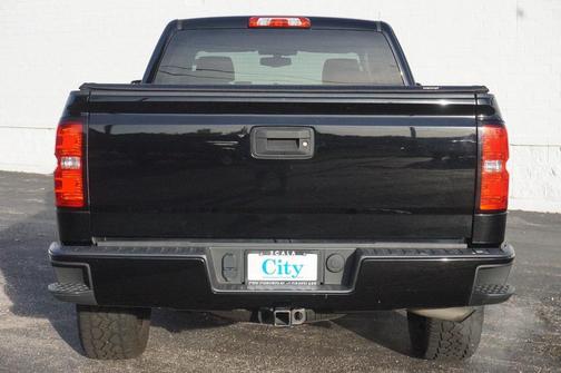 2018 Chevrolet Silverado 1500 Custom