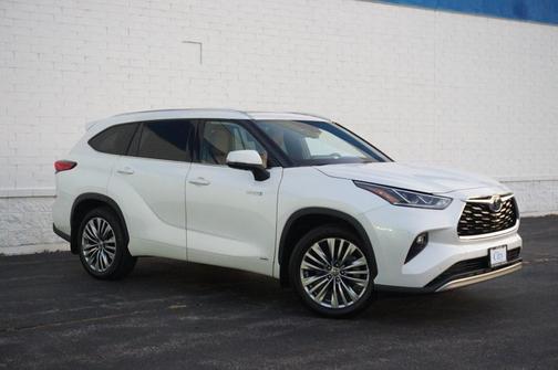 2021 Toyota Highlander Hybrid Platinum