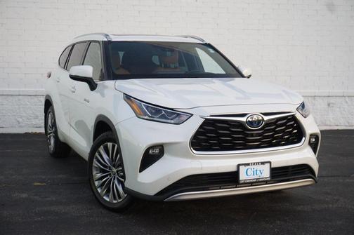 2021 Toyota Highlander Hybrid Platinum