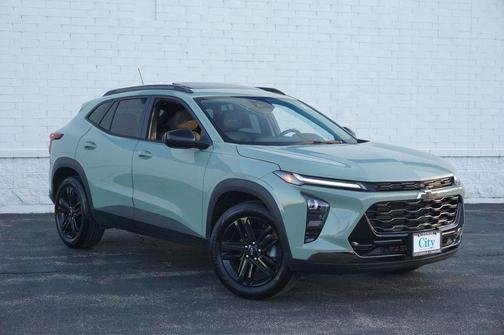 Cacti Green 2026 Chevrolet Trax FWD ACTIV