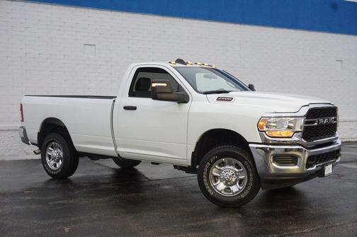 2024 RAM 2500 Tradesman Regular Cab 4x4 8' Box