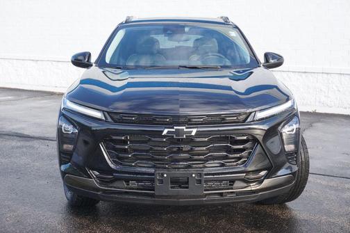 Mosaic Black Metallic 2026 Chevrolet Trax FWD ACTIV