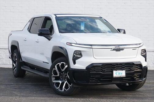 2025 Chevrolet Silverado EV RST