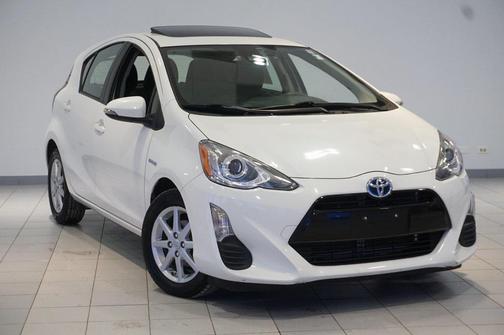 2016 Toyota Prius c Three