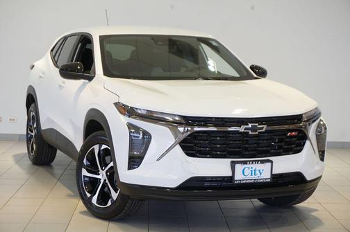 Summit White 2026 Chevrolet Trax FWD 1RS