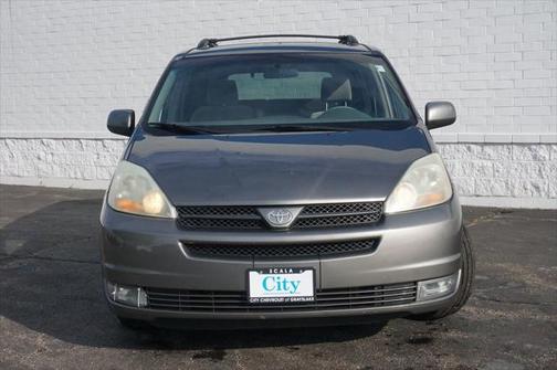 2004 Toyota Sienna XLE