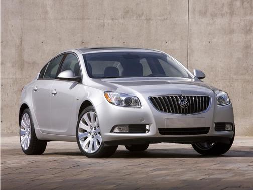 Summit White 2011 Buick Regal CXL
