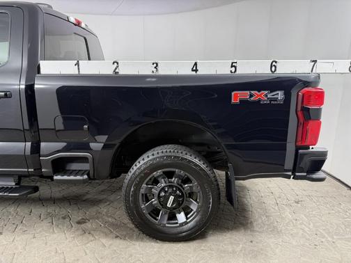 Black 2023 Ford F-250 Lariat