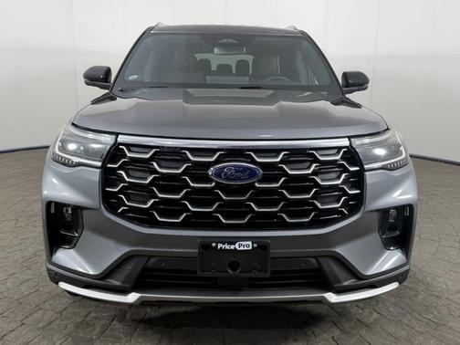 Carbonized Gray Metallic 2026 Ford Explorer Platinum