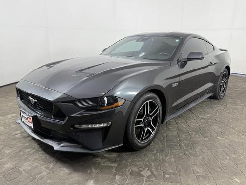 Dark Matter Gray Metallic 2022 Ford Mustang GT
