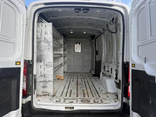 2017 Ford Transit-250 148 WB Medium Roof Cargo