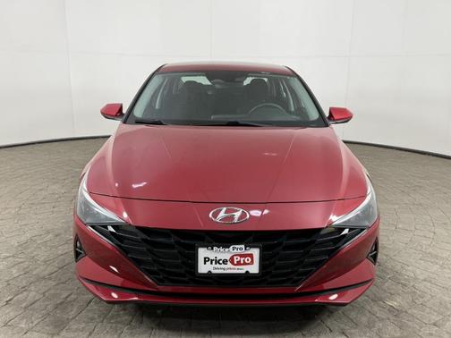 Scarlet Red Pearl 2021 Hyundai ELANTRA SEL